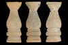 Fragment eines Ofenfußes in Gestalt eines Balusters mit Beschlagwerk, Medaillon mit Löwen mit Ring im Maul, graphitiert, Anfang 17. Jh., H. 39,2 cm; Br. 11,0 cm, Bad Kreuznach, Museum im Rittergut Bangert
